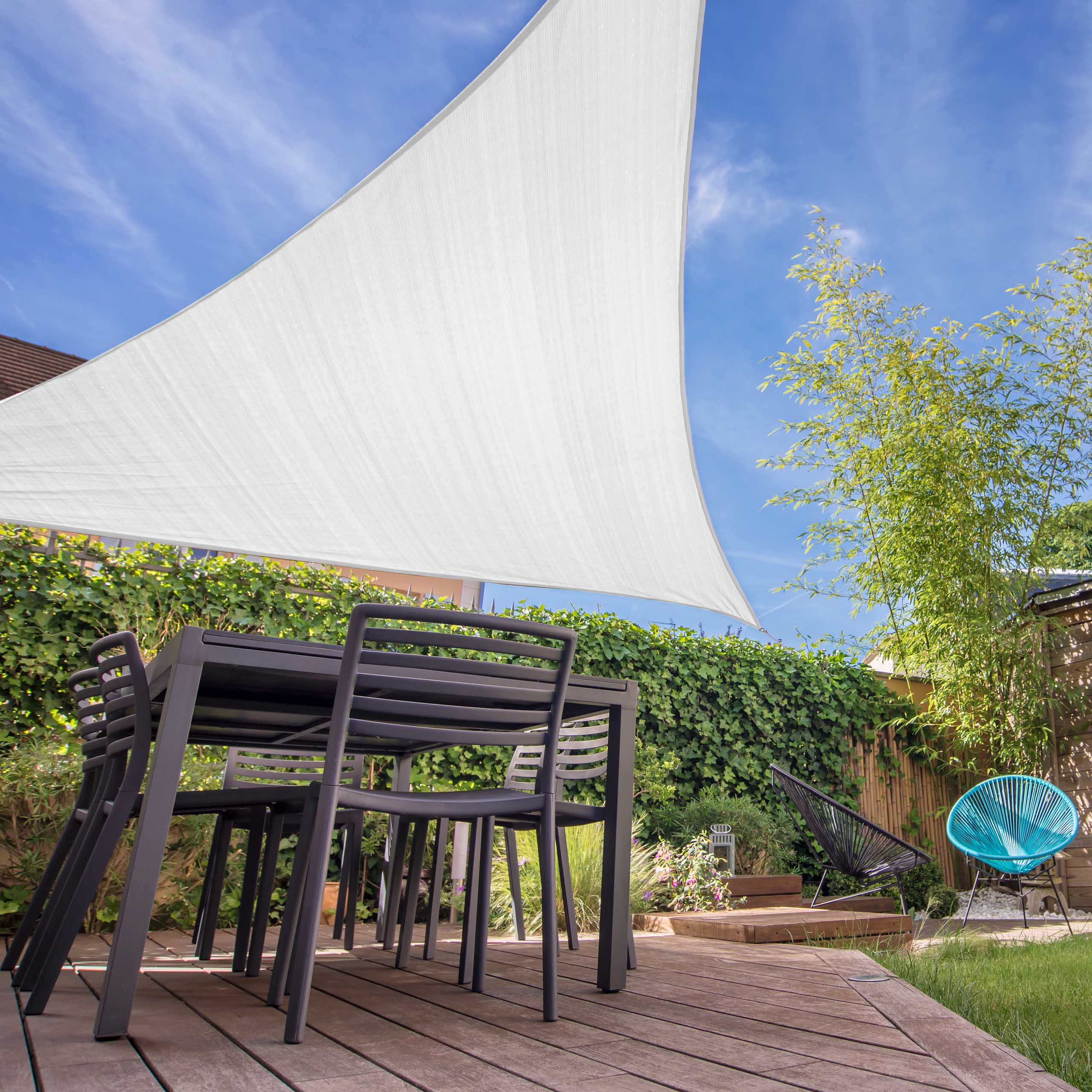Sonnensegel 100% HDPE mit Stabilisator für UV-Schutz - Dreieck 3 x 3 x 3 Meter - Weiß